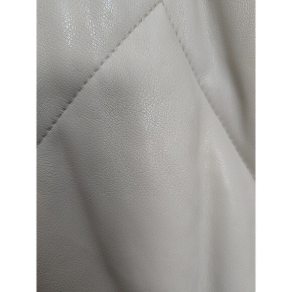 Abercrombie & Fitch Vegan Leather Puffer Jacket Size  Medium - Picture 3 of 3